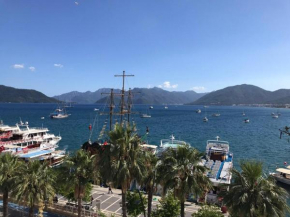 Deluxe Suite with Sea View in the Heart of Marmaris